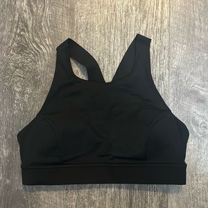 Black lululemon sports bra